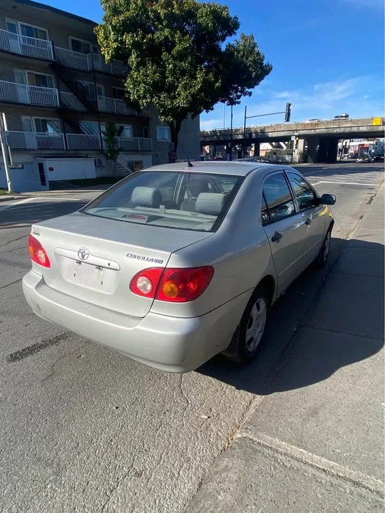 2007 Honda Civic 8th Gen - Image 4 of 8