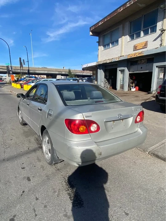 2007 Honda Civic 8th Gen - Image 2 of 8