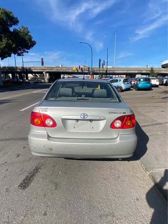 2007 Honda Civic 8th Gen - Image 3 of 8