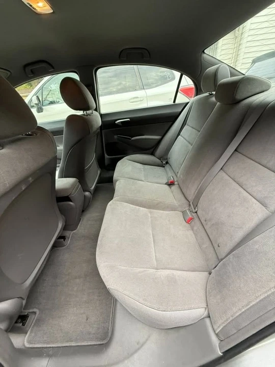 2007 Honda Civic 8th Gen - Image 6 of 6