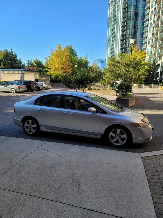 2007 Honda Civic 8th Gen - Image 4 of 11
