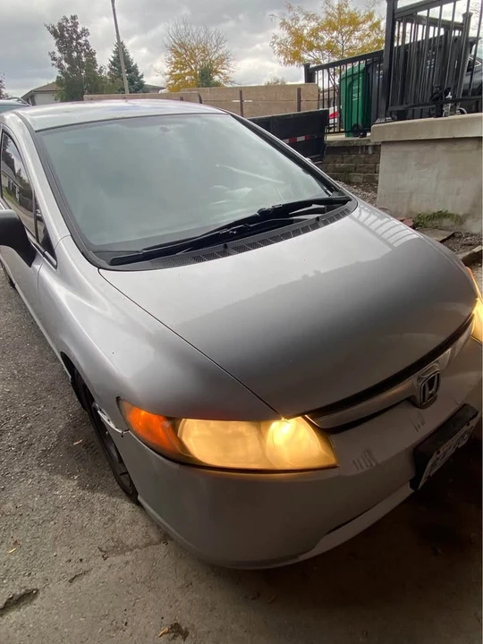 2007 Honda Civic 8th Gen - Image 2 of 12