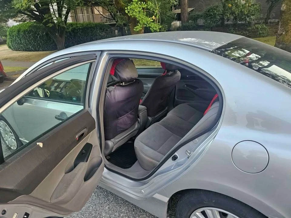 2007 Honda Civic 8th Gen - Image 6 of 7