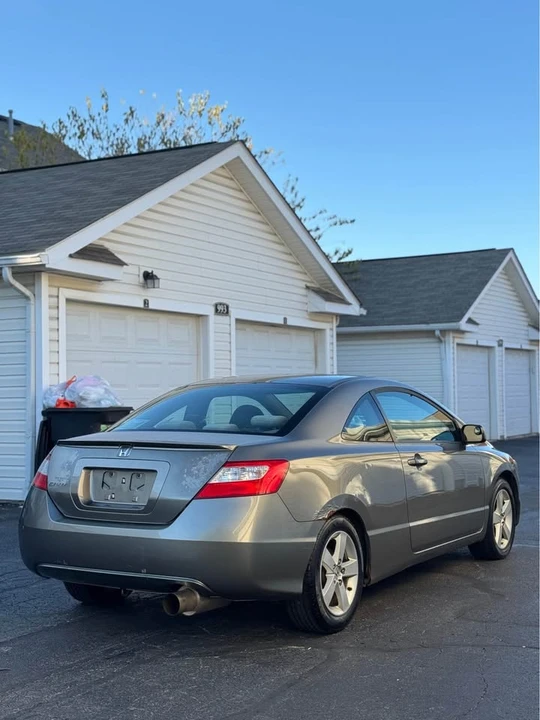 2007 Honda Civic 8th Gen - Image 4 of 9