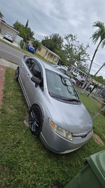 2007 Honda Civic 8th Gen - Image 3 of 5