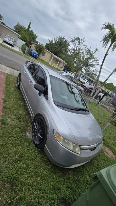 2007 Honda Civic 8th Gen - Image 4 of 5