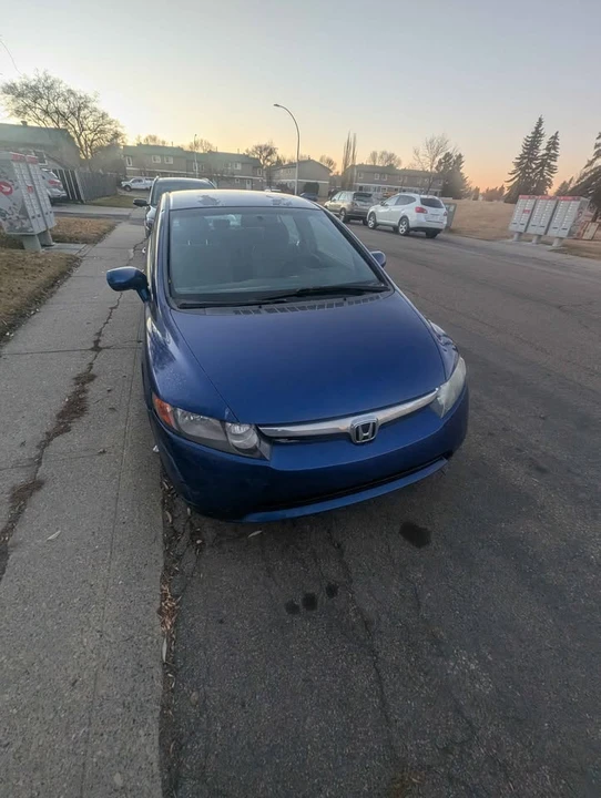 2007 Honda Civic 8th Gen - Image 2 of 7