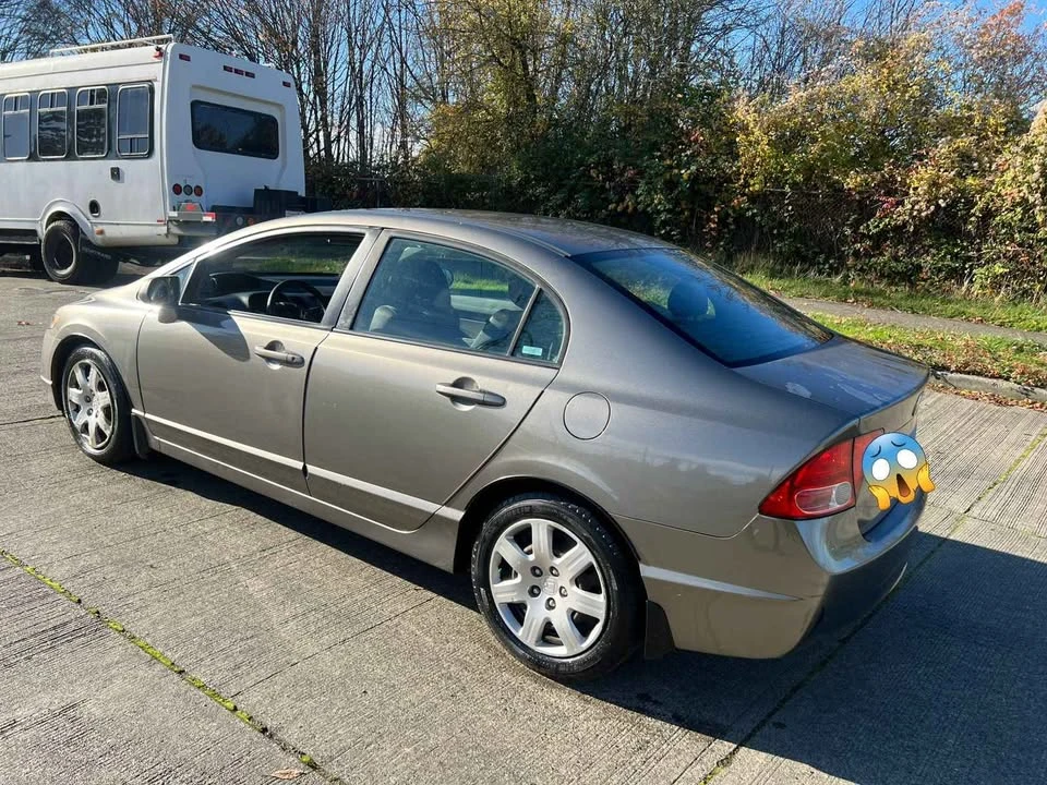 2007 Honda Civic 8th Gen - Image 7 of 9
