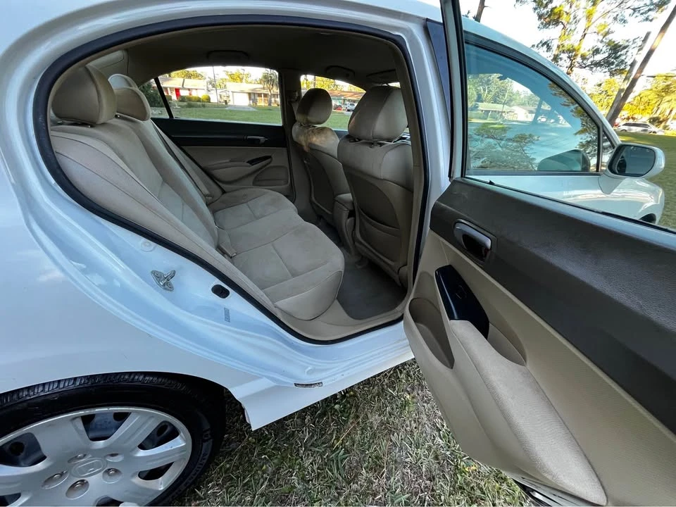 2007 Honda Civic 8th Gen - Image 15 of 18