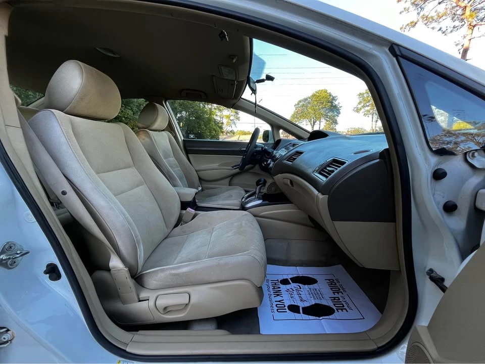 2007 Honda Civic 8th Gen - Image 12 of 18