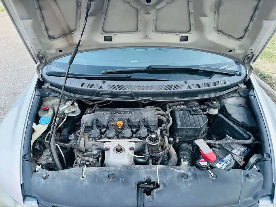 2007 Honda Civic 8th Gen - Image 5 of 6