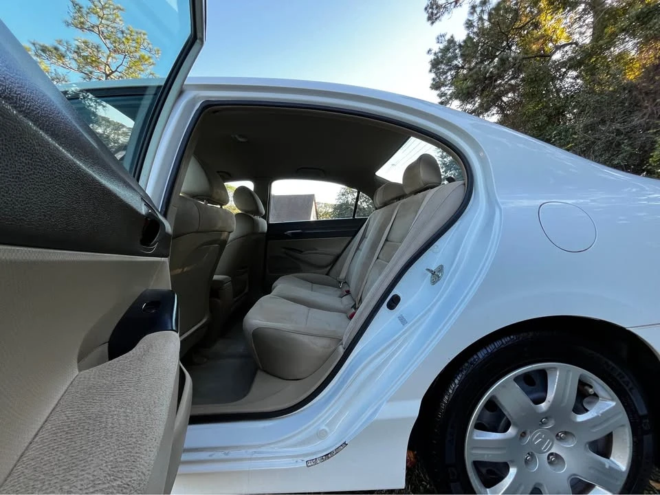 2007 Honda Civic 8th Gen - Image 16 of 18
