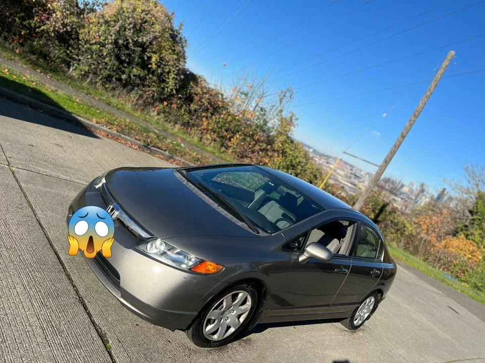2007 Honda Civic 8th Gen - Image 8 of 9