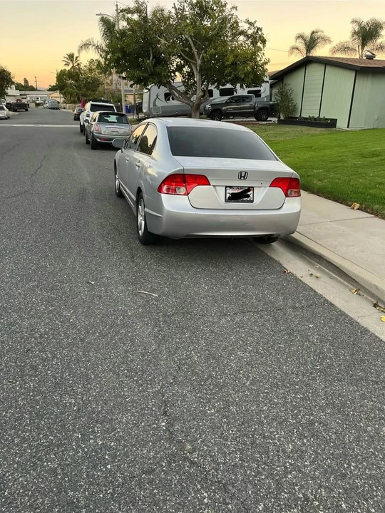 2007 Honda Civic 8th Gen - Image 4 of 4