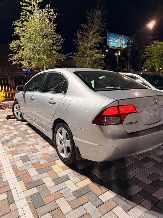 2007 Honda Civic 8th Gen - Image 5 of 11