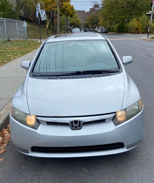 2007 Honda Civic 8th Gen - Image 3 of 6