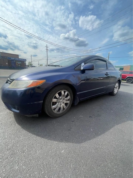 2007 Honda Civic 8th Gen - Image 2 of 10