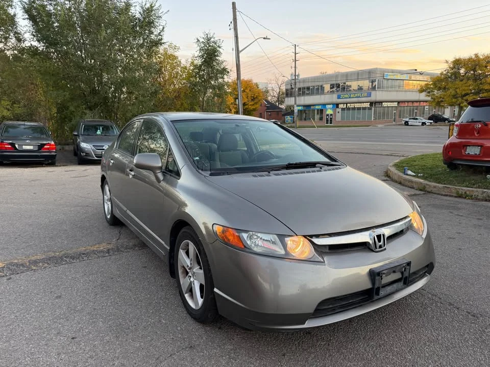 2007 Honda Civic 8th Gen - Image 2 of 6