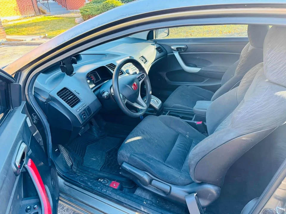 2007 Honda Civic 8th Gen - Image 2 of 13
