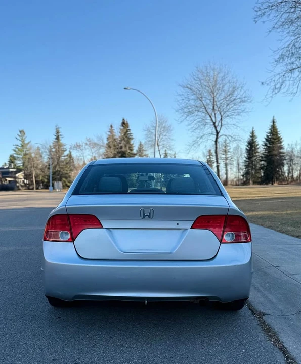 2007 Honda Civic 8th Gen - Image 4 of 16