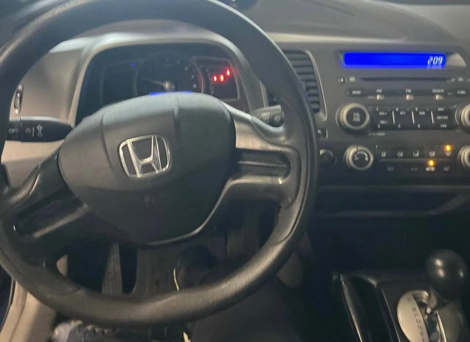2007 Honda Civic 8th Gen - Image 11 of 18