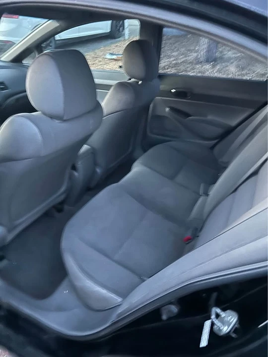 2007 Honda Civic 8th Gen - Image 5 of 6
