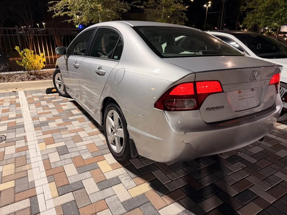2007 Honda Civic 8th Gen - Image 2 of 11