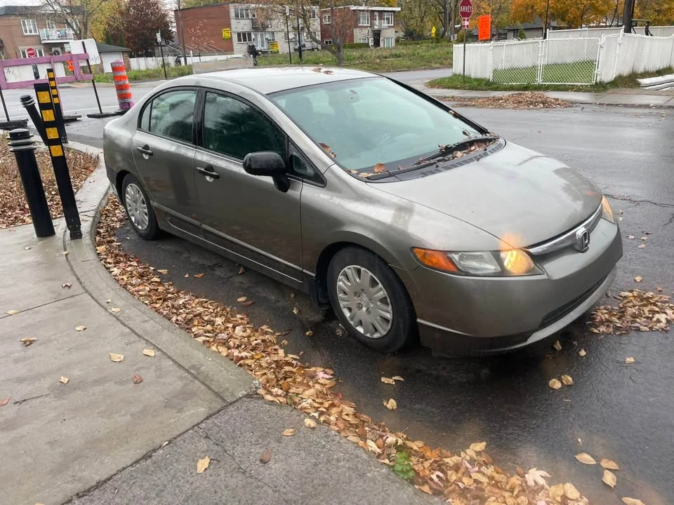 2007 Honda Civic 8th Gen - Image 2 of 6