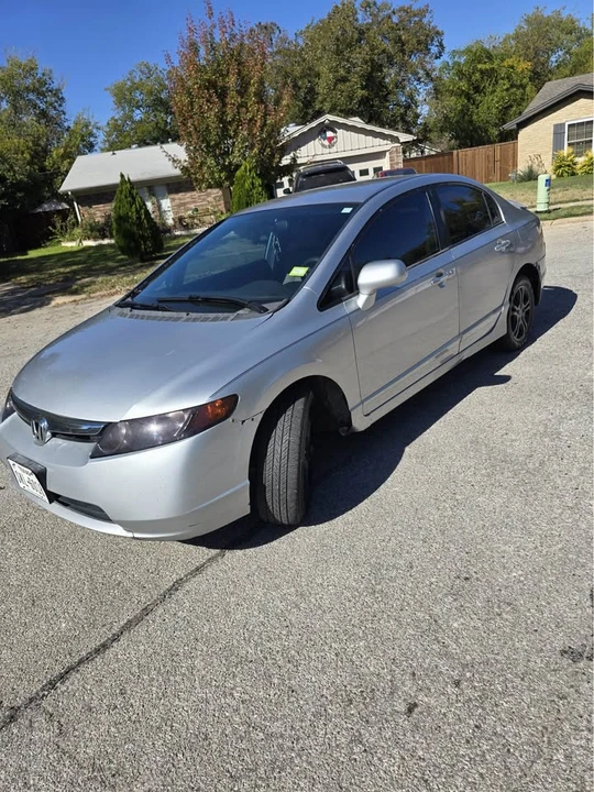 2007 Honda Civic 8th Gen - Image 2 of 5