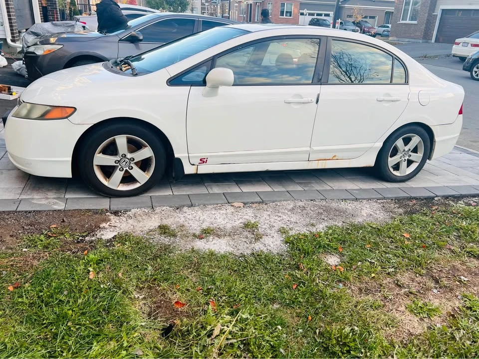 2007 Honda Civic 8th Gen - Image 6 of 6