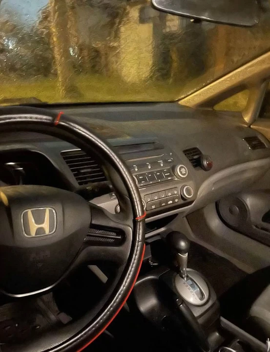 2007 Honda Civic 8th Gen - Image 2 of 2