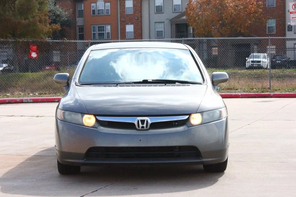 2007 Honda Civic 8th Gen - Image 2 of 18