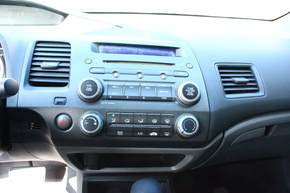 2007 Honda Civic 8th Gen - Image 17 of 18
