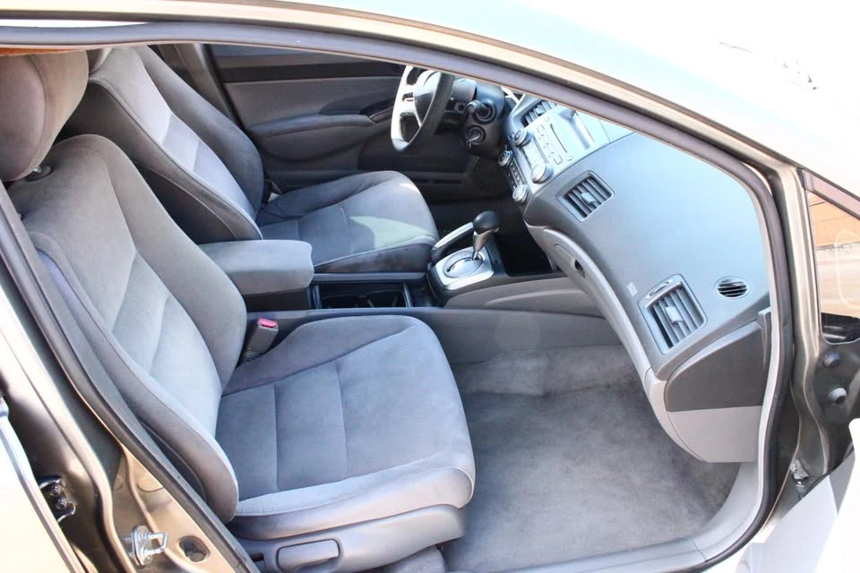 2007 Honda Civic 8th Gen - Image 12 of 18