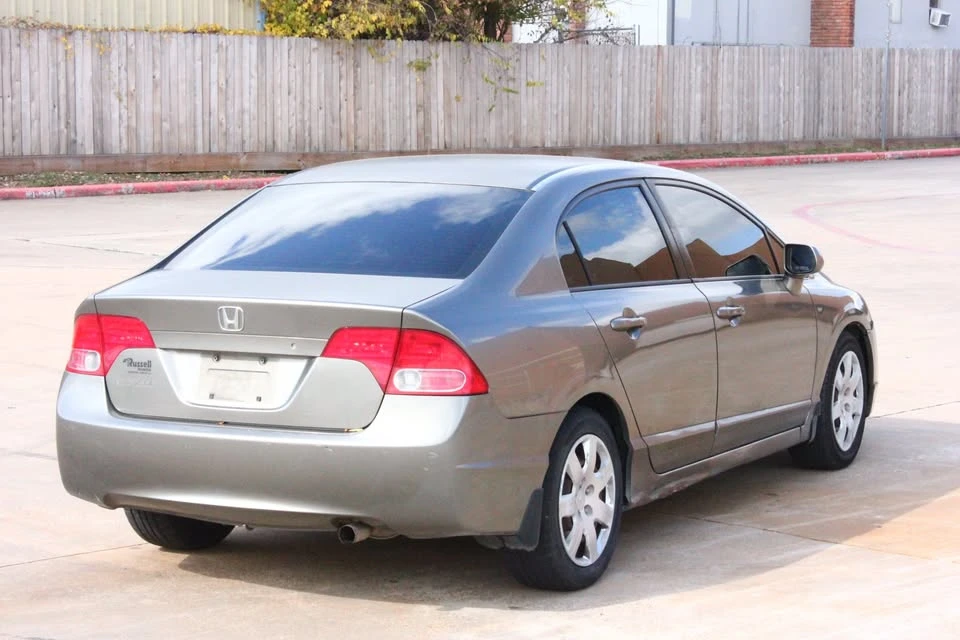 2007 Honda Civic 8th Gen - Image 7 of 18