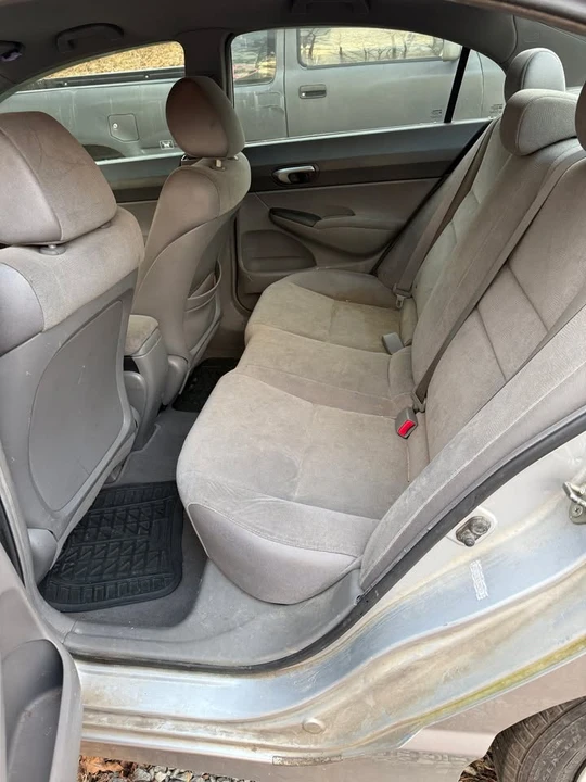 2007 Honda Civic 8th Gen - Image 3 of 7