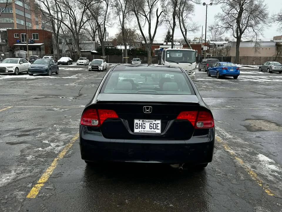 2007 Honda Civic 8th Gen - Image 3 of 9