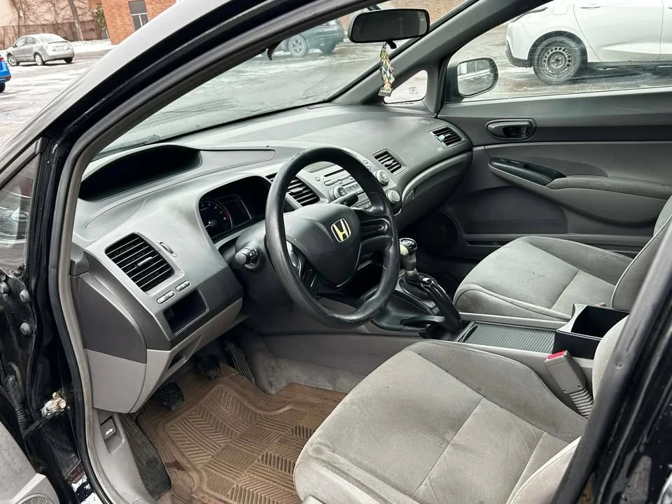 2007 Honda Civic 8th Gen - Image 5 of 9