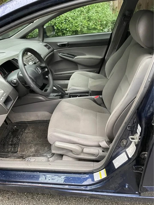 2007 Honda Civic 8th Gen - Image 9 of 20