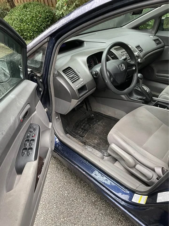 2007 Honda Civic 8th Gen - Image 8 of 20