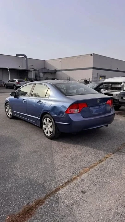 2007 Honda Civic 8th Gen - Image 3 of 13