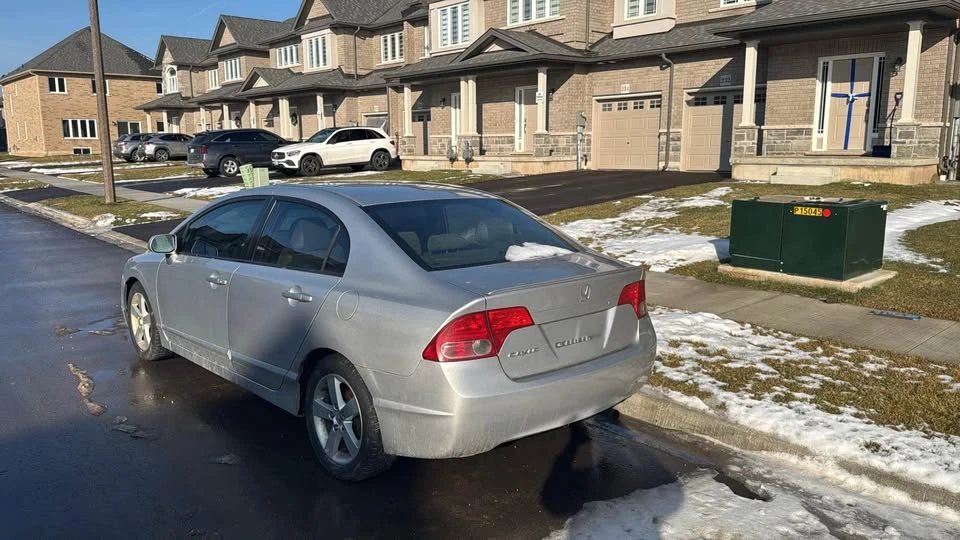 2007 Honda Civic 8th Gen - Image 2 of 2