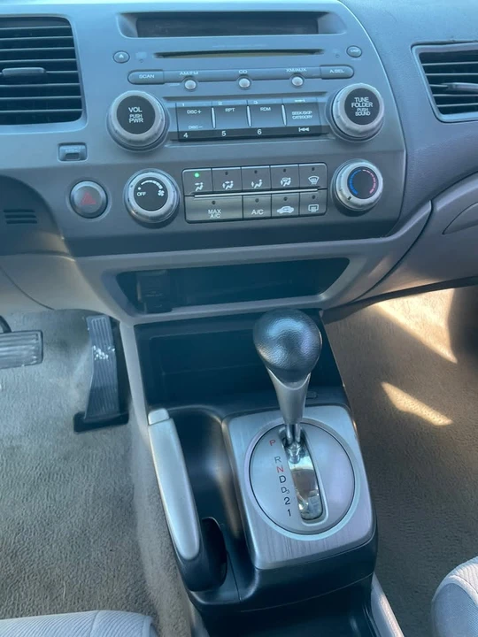2007 Honda Civic 8th Gen - Image 17 of 19