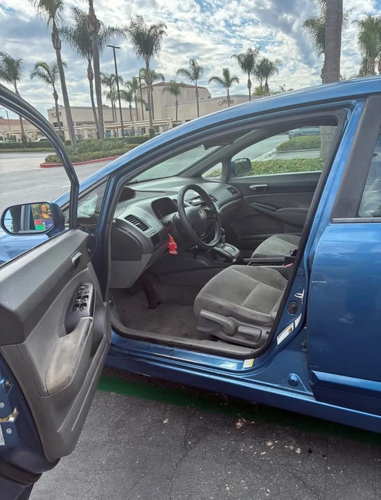 2007 Honda Civic 8th Gen - Image 6 of 8