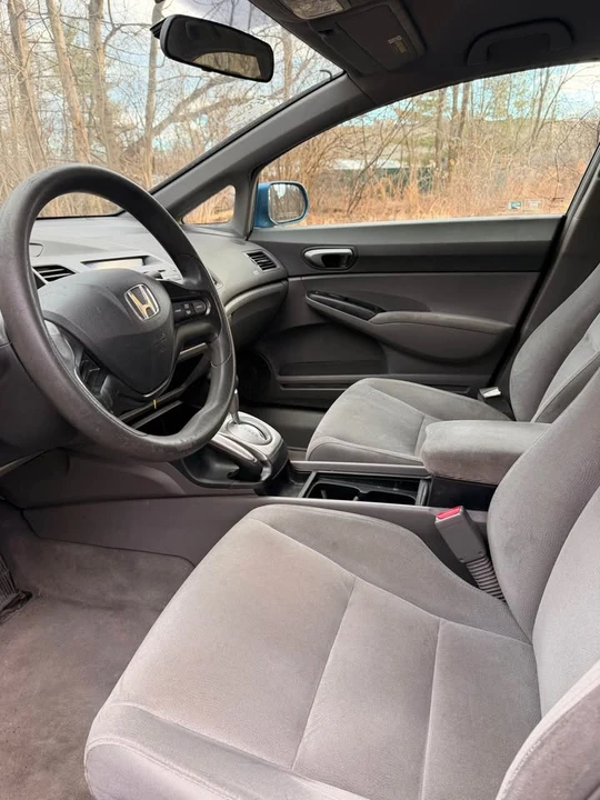 2007 Honda Civic 8th Gen - Image 9 of 9