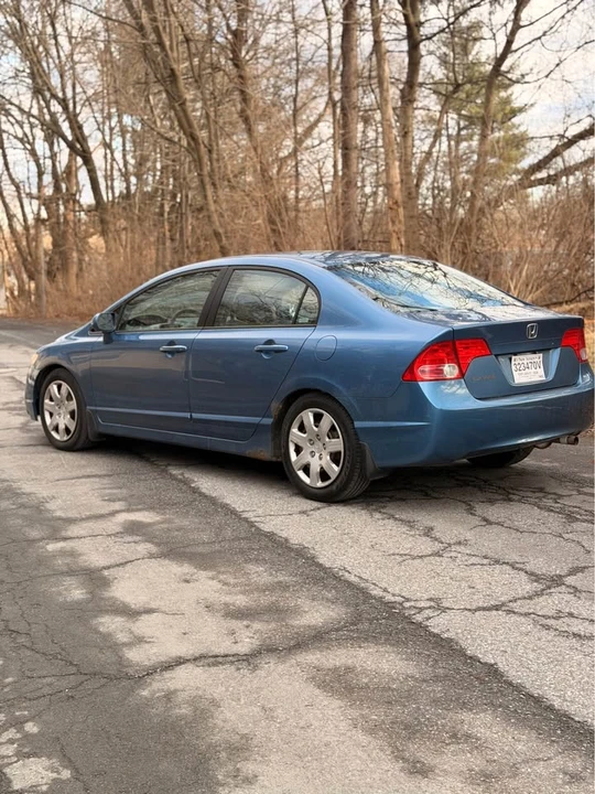 2007 Honda Civic 8th Gen - Image 4 of 9
