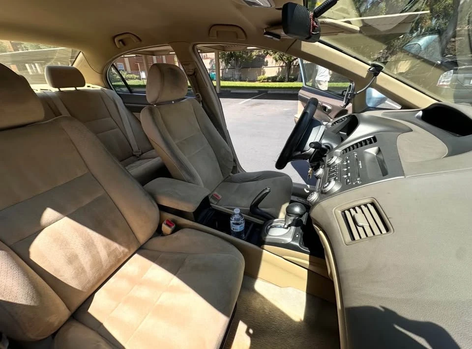 2007 Honda Civic 8th Gen - Image 2 of 2