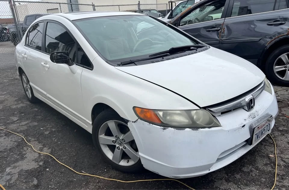 2007 Honda Civic 8th Gen - Image 3 of 8
