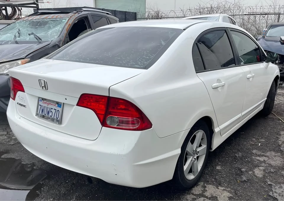 2007 Honda Civic 8th Gen - Image 5 of 8