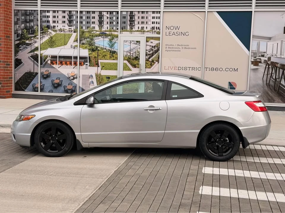 2007 Honda Civic 8th Gen - Image 8 of 18